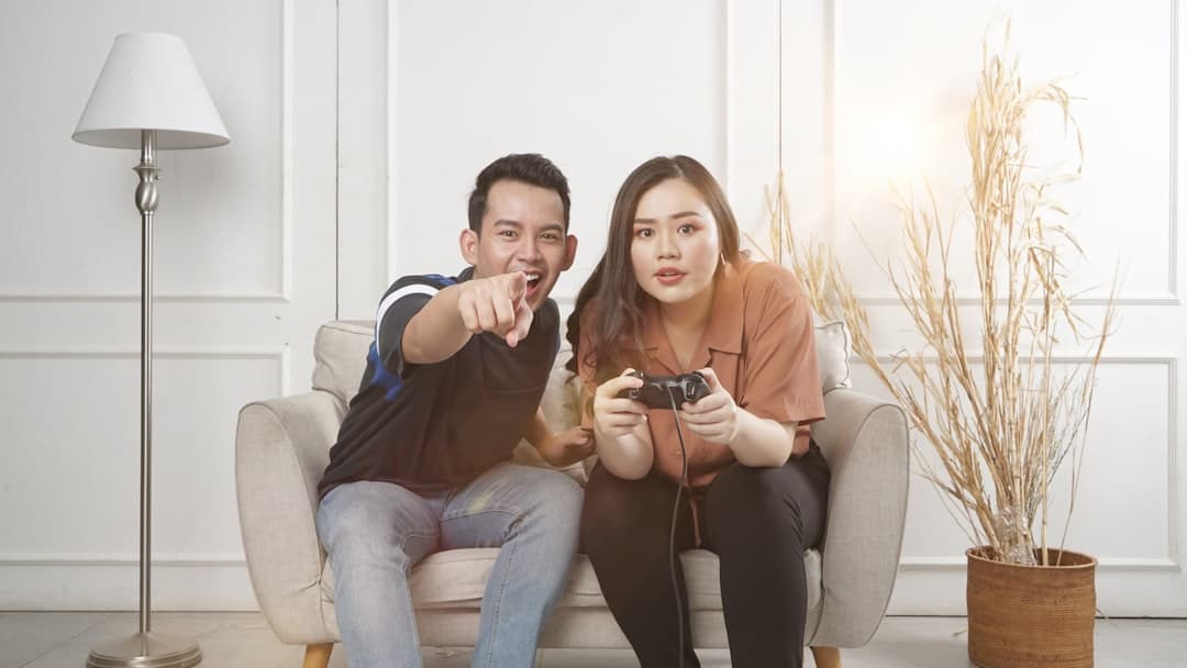 Can a Long Distance Relationship Work? What Research Shows