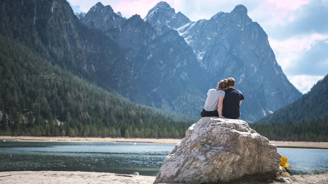 Disorganized Attachment Style: Signs, Origins, What Helps