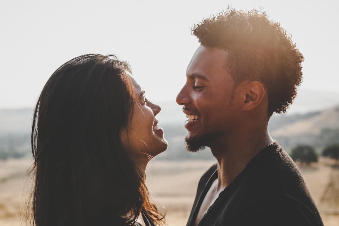 Hot Seat Questions: 130+ Fun, Flirty, and Deep Prompts for Couples
