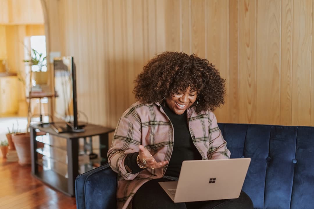 How to Be Mature in a Long-Distance Relationship: Skills That Actually Matter