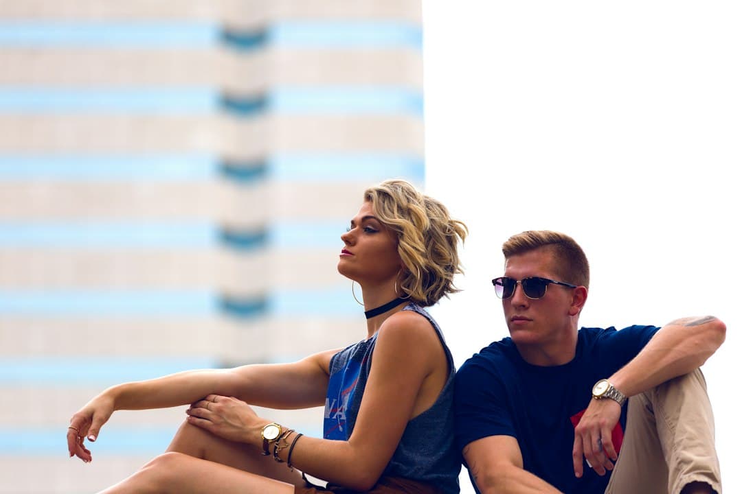 Red Flags in a Relationship: 20 Signs and the Response Test